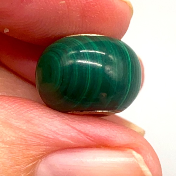 Set of two natural stone beads for European style bracelets ☘️ - Picture 3 of 4